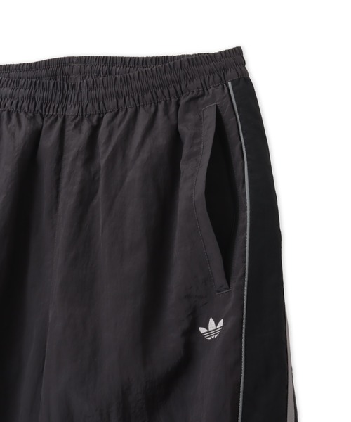 adidas(アディダス)の「adidas ADILENIUM 5.0 TRACKPANT / アディダス アディレニウム シーズン 5 トラックパンツ(その他パンツ・メンズ・ブラック・S/M/L/XL/XXL)」の6枚目の写真