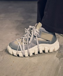 MAISON SPECIAL（メゾンスペシャル）の「《UNISEX》【SPECIAL SHOES FACTORY COLLABORATION】Rattling Sole Mid-cut Sneakers/ラトリングソールミドルカットスニーカー【MAISON SPECIAL/メゾンスペシャル】（スニーカー）」