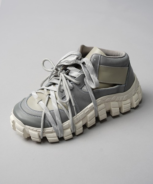 MAISON SPECIAL（メゾンスペシャル）の「《UNISEX》【SPECIAL SHOES FACTORY COLLABORATION】Rattling Sole Mid-cut Sneakers/ラトリングソールミドルカットスニーカー【MAISON SPECIAL/メゾンスペシャル】（スニーカー・メンズ・ブラック/その他1・26.5/27.5/28.5/25.5）」の5枚目の写真