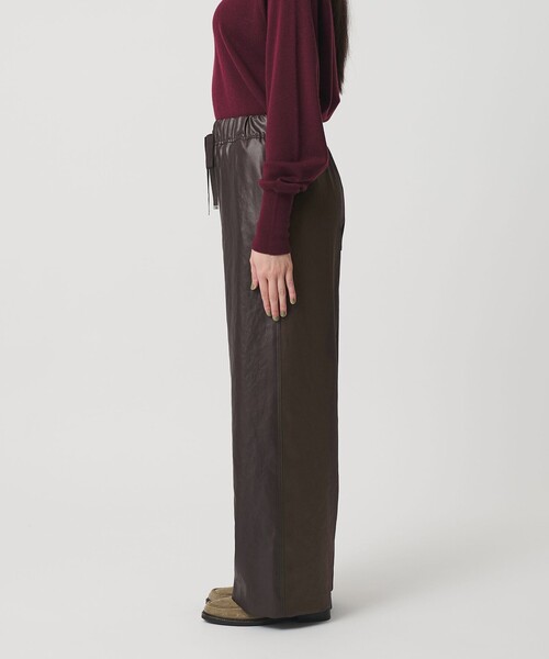BEAUTY&YOUTH UNITED ARROWS(ビューティーアンドユースユナイテッドアローズ)の「ポリエステル 2トーンサテン ドロストパンツ ウォッシャブル(その他パンツ・レディース・ブラック/ダークブラウン・S/M)」の11枚目の写真