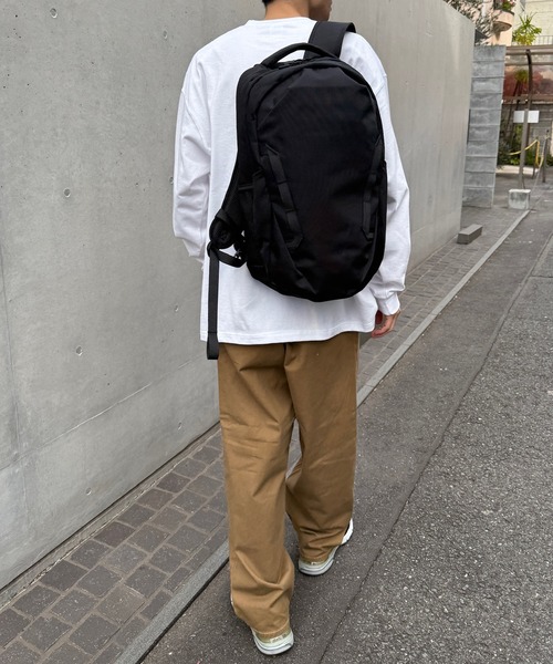 MAGASIN DE MODE TOOLS(マガジンデモードトゥールズ)の「【MAGASIN DE MODE TOOLS】アーバンバックパック TT-01 15インチPC・A4収納/約24L/撥水/軽量/ビジネスリュック・通勤・通学/アウトドア/タウンユース/デイパック VAULT ING MKS(バックパック/リュック・メンズ・ブラック・FREE)」の7枚目の写真