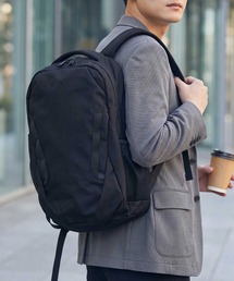 Carhartt WIP（カーハートダブリューアイピー）の「【MAGASIN DE MODE TOOLS】アーバンバックパック TT-01 15インチPC・A4収納/約24L/撥水/軽量/ビジネスリュック・通勤・通学/アウトドア/タウンユース/デイパック  VAULT ING MKS（バックパック/リュック）」