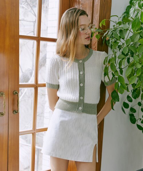ETMON(エトモン)の「Round Slit Mini Skirt Khaki(スカート・レディース・その他・MEDIUM)」の6枚目の写真