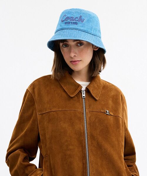 COACH（コーチ）の「コーチ スクリプト エンブロイダード デニム バケット ハット（ハット・レディース・ブルー系その他・(M/L)/XS/S）」の3枚目の写真
