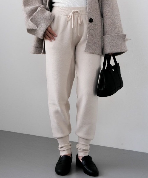 aquagarage（アクアガレージ）の「ニットジョガーパンツ（その他パンツ・レディース・チャコール/アイボリー/ブラック・L/M）」の2枚目の写真