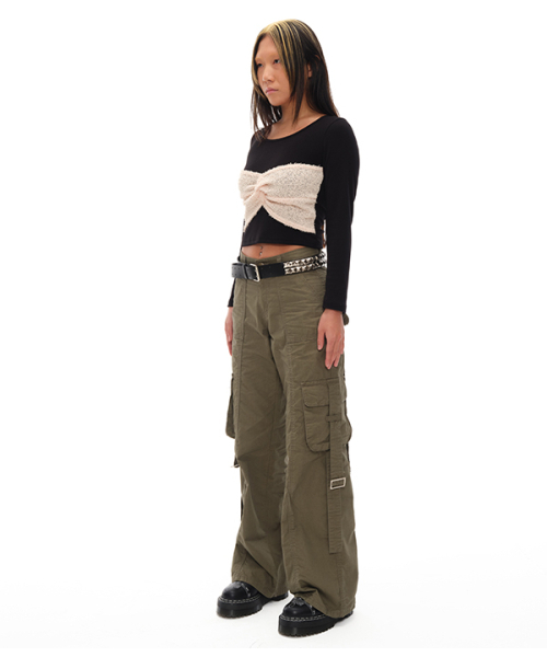 youthbath(ユースバース)の「POKET STRING CARGO PANTS_KHAKI(その他パンツ・レディース・その他・MEDIUM/SMALL/LARGE)」の3枚目の写真