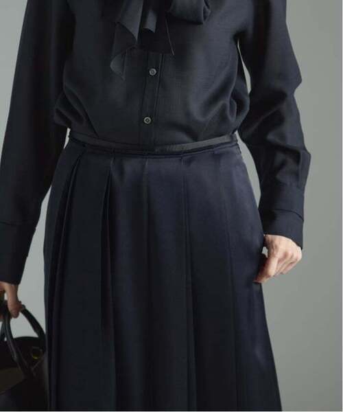 VERMEIL par iena（ヴェルメイユパーイエナ）の「《追加》サテンプリーツスカート（スカート・レディース・ネイビー・38/36）」の15枚目の写真