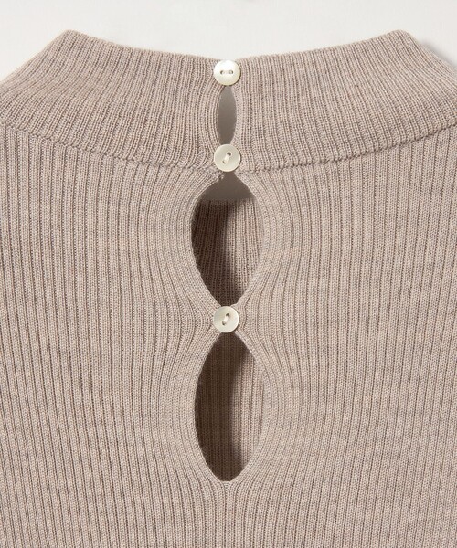 conte（コンテ）の「＜conte＞ハイゲージ ハイネック リブニット（ニット/セーター・レディース・ベージュ/ネイビー/ブラック・FREE）」の8枚目の写真