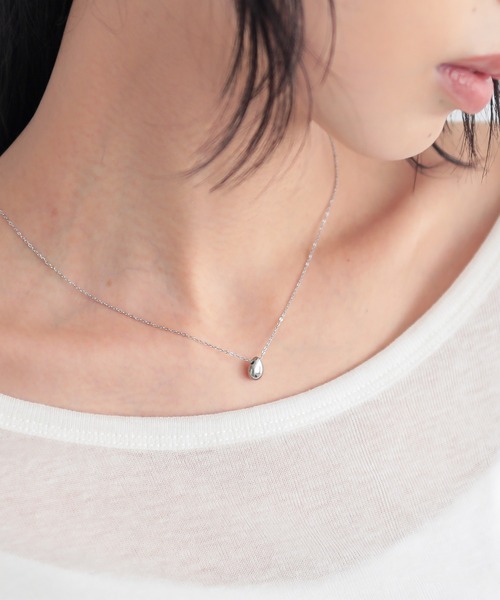 for/c(フォーシー)の「小粒ドロップネックレス【サスティナブル】(ネックレス・レディース・ゴールド/シルバー・フリー)」の1枚目の写真
