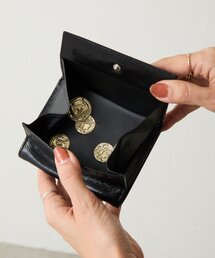 BEARDSLEY（ビアズリー）の「《本革》2つ折りウォレット（財布）」