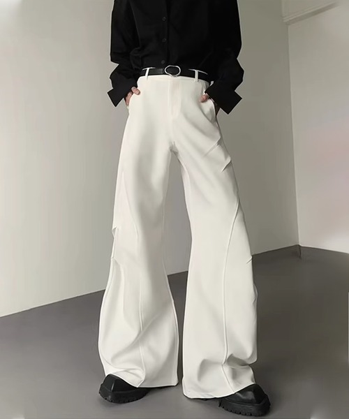 SBG(エスビー)の「SBG 切り替えドレープフレアパンツ(デニムパンツ・メンズ・ホワイト/ブラック・MEDIUM/SMALL/LARGE)」の3枚目の写真