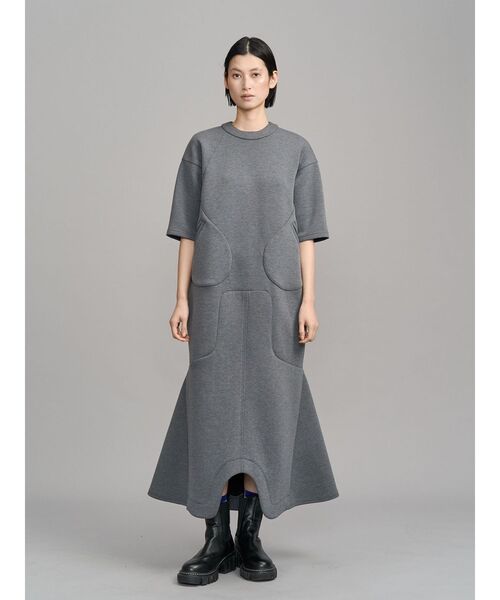 a*a様 UN3D.　ボンディングフレアワンピース　グレー　アンスリード　ジャン UN3D.（アンスリード）の「ボンディングフレアワンピース（ワンピース