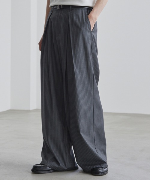 LUENNA(ルエナ)の「【LUENNA】Cross-Tuck Slacks / クロスタックスラックス(スラックス・メンズ・グレー系/ブラック系・L/M/S)」の5枚目の写真