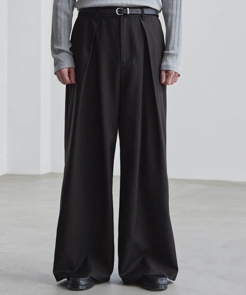 LUENNA(ルエナ)の「【LUENNA】Cross-Tuck Slacks / クロスタックスラックス(スラックス・メンズ・グレー系/ブラック系・L/M/S)」の12枚目の写真