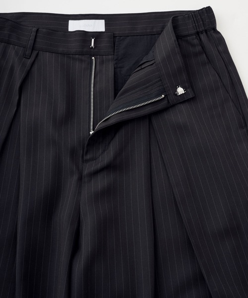 LUENNA(ルエナ)の「【LUENNA】Cross-Tuck Slacks / クロスタックスラックス(スラックス・メンズ・グレー系/ブラック系・L/M/S)」の20枚目の写真