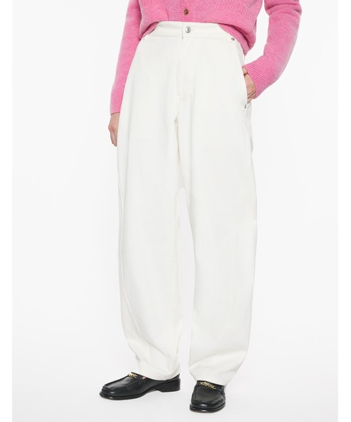 Maison Kitsune(メゾンキツネ)の「TAPERED JEANS(デニムパンツ・レディース・ホワイト・25/26/27)」の6枚目の写真