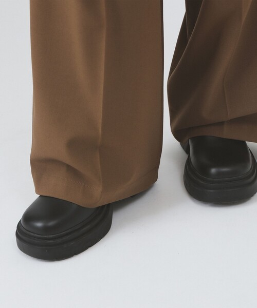 Ray BEAMS（レイビームス）の「ベルテッド ワイド パンツ（スラックス・レディース・ブラック/ブラウン・1/0）」の22枚目の写真