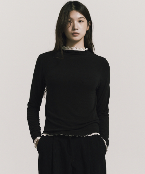 NICK&NICOLE(ニックアンドニコール)の「SOFT FRILL EDGE LONG SLEEVE TOP_BLACK(Tシャツ/カットソー・レディース・その他・FREE)」の3枚目の写真