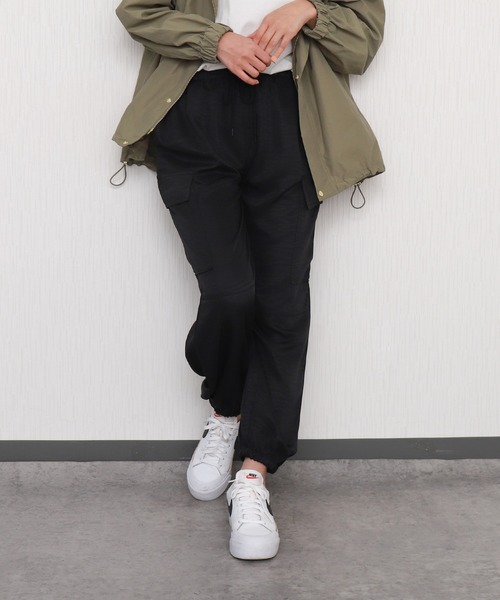 libelle more(リベル モア)の「ヴィンテージツイルカーゴパンツ(カーゴパンツ・レディース・ミント/チャコールグレー/ブラック/アイボリー/グレイッシュベージュ・M/L)」の17枚目の写真