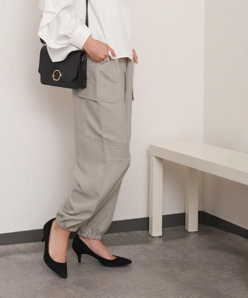 libelle more(リベル モア)の「ヴィンテージツイルカーゴパンツ(カーゴパンツ・レディース・ミント/チャコールグレー/ブラック/アイボリー/グレイッシュベージュ・M/L)」の9枚目の写真