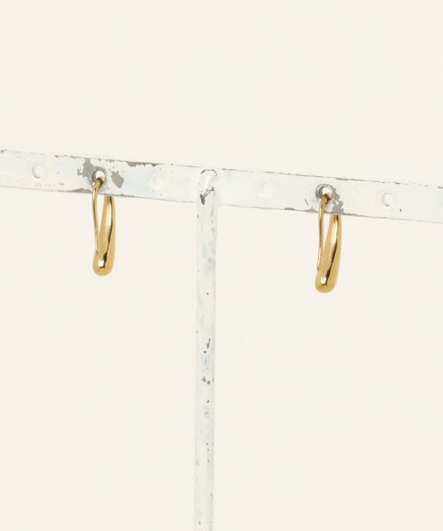 novice（ノーヴィス）の「【novice】Teardrop Pierce［Stainless］（ピアス（両耳用）・レディース・シルバー/ゴールド・FREE）」の3枚目の写真
