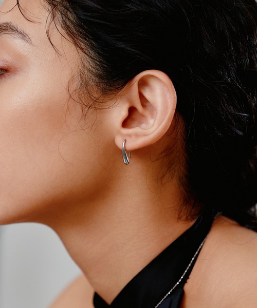 novice（ノーヴィス）の「【novice】Teardrop Pierce［Stainless］（ピアス（両耳用）・レディース・シルバー/ゴールド・FREE）」の6枚目の写真