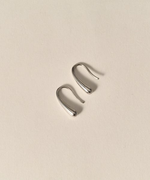 novice（ノーヴィス）の「【novice】Teardrop Pierce［Stainless］（ピアス（両耳用）・レディース・シルバー/ゴールド・FREE）」の8枚目の写真