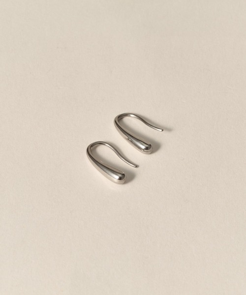 novice（ノーヴィス）の「【novice】Teardrop Pierce［Stainless］（ピアス（両耳用）・レディース・シルバー/ゴールド・FREE）」の9枚目の写真