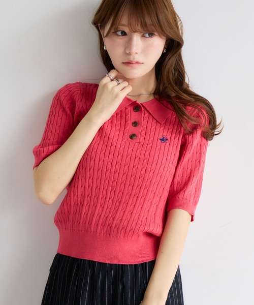 BEVERLY HILLS POLO CLUB(ビバリーヒルズポロクラブ)の「【Bevery Hills Polo Club/ビバリーヒルズ ポロクラブ】ワンポイント刺繍 ケーブル編み リブ半袖ポロニット(ニット/セーター・レディース・チャコールグレー/コーラルピンク/アイボリー・M)」の9枚目の写真