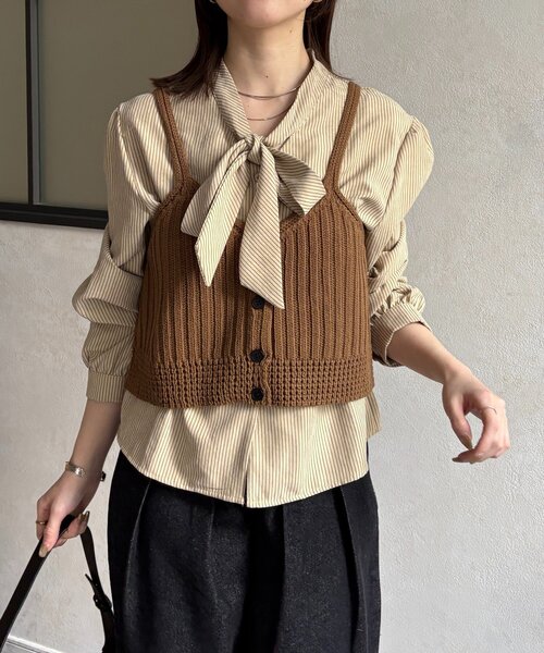 Thevon（ゼボン）の「ビスチェSETボウタイブラウス（シャツ/ブラウス・レディース・ブルー/ベージュ/アイボリー・FREE）」の11枚目の写真