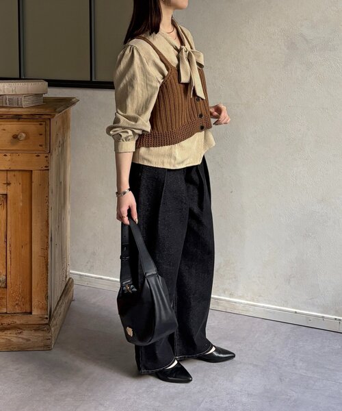 Thevon（ゼボン）の「ビスチェSETボウタイブラウス（シャツ/ブラウス・レディース・ブルー/ベージュ/アイボリー・FREE）」の19枚目の写真