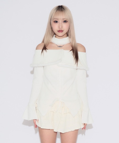 tinkerend（ティンカーエンド）の「Drawstring Flare Pleated Off-Shoulder / ドローストリングフレアプリーツオフショルダー（シャツ/ブラウス・レディース・ブラック/ホワイト・FREE）」の15枚目の写真