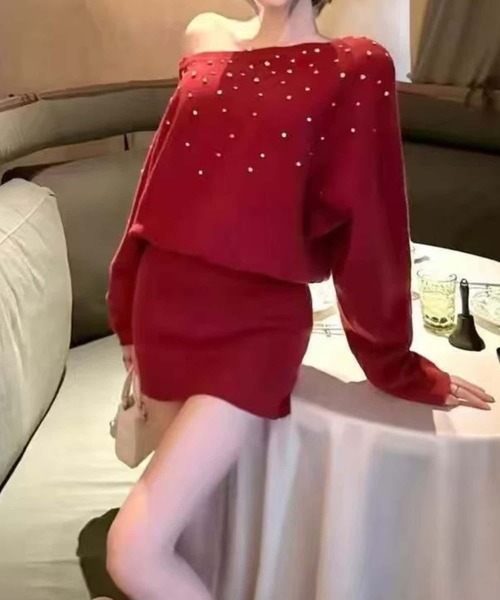 MAISON DE THERESE(メゾン ド テレーズ)の「ジルコン付き ボートネックニットミニワンピース(ワンピース・レディース・ブラック/ベージュ/グレー/ホワイト/レッド・FREE)」の12枚目の写真