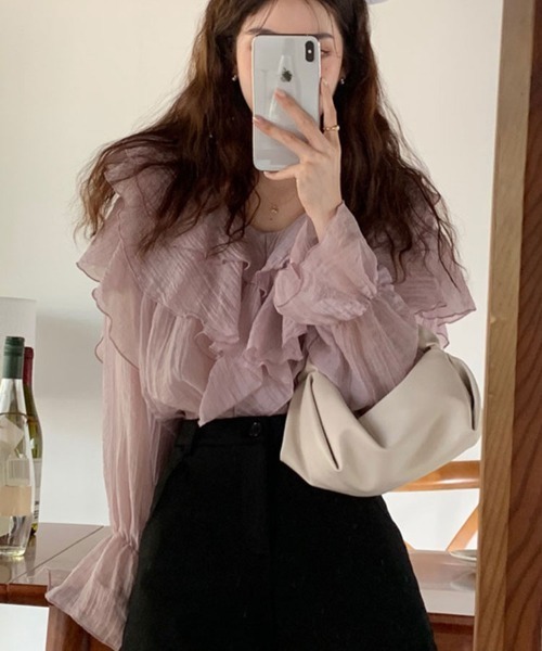 SallyLunn(サリーラン)の「フリルVネックブラウス(シャツ/ブラウス・レディース・ホワイト/ピンク・MEDIUM/LARGE)」の6枚目の写真