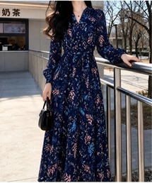 Vネックボタニカル柄シアーフレアワンピース