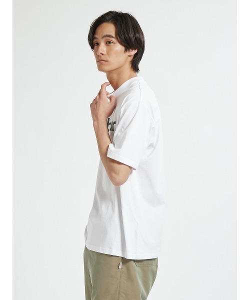 Barbour(バブアー)の「Pensford フロントロゴ Tシャツ(Tシャツ/カットソー・メンズ・ネイビー/ホワイト/オリーブ/ブラック・34/36/38/40/42)」の16枚目の写真