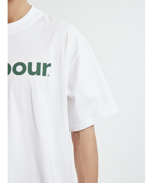 Barbour(バブアー)の「Pensford フロントロゴ Tシャツ(Tシャツ/カットソー・メンズ・ネイビー/ホワイト/オリーブ/ブラック・34/36/38/40/42)」の20枚目の写真
