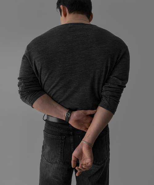 BOWLOW PRODUCT（バウロープロダクト）の「クロップレイヤード長袖Tシャツ[ブラック]（Tシャツ/カットソー・メンズ・その他・MEDIUM/LARGE/X-LARGE）」の4枚目の写真