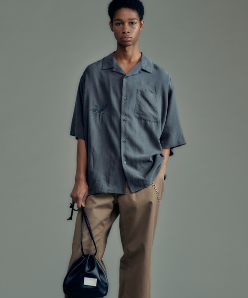 ADAM PATEK(アダムパテック)の「【ADAMPATEK/アダムパテック】tiger embroidery short sleeve shirt 半袖刺繍シャツ(シャツ/ブラウス・メンズ・ブラック/ピンク/ホワイト・2/1)」の2枚目の写真