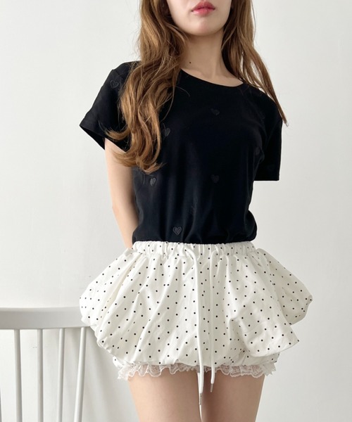 Loueme(ルエム)の「ハート刺繍コンパクトTee(Tシャツ/カットソー・レディース・イエロー/ホワイト/ピンク/ブラック/ライトブルー・FREE)」の11枚目の写真