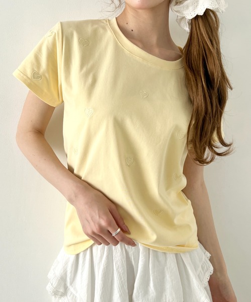 Loueme(ルエム)の「ハート刺繍コンパクトTee(Tシャツ/カットソー・レディース・イエロー/ホワイト/ピンク/ブラック/ライトブルー・FREE)」の14枚目の写真