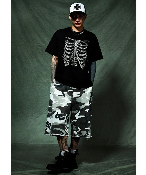 SUPPLIER(サプライヤー)の「A'GEM/9 × .kom 『SUPPLIER/サプライヤー』Rhinestone Fire Bones Tee/ラインストーン ファイヤーボーン Tシャツ(Tシャツ/カットソー・メンズ・カモフラージュ/ブラック・M/L)」の5枚目の写真