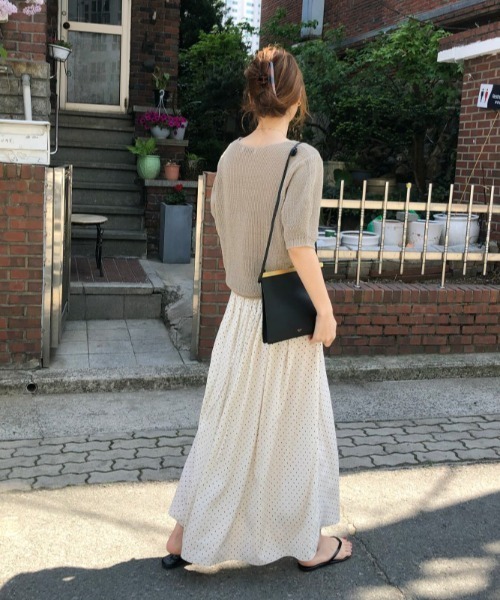 Emilie(エミリー)の「フレアシルエットスカート(スカート・レディース・ブラック/ホワイト・FREE)」の9枚目の写真