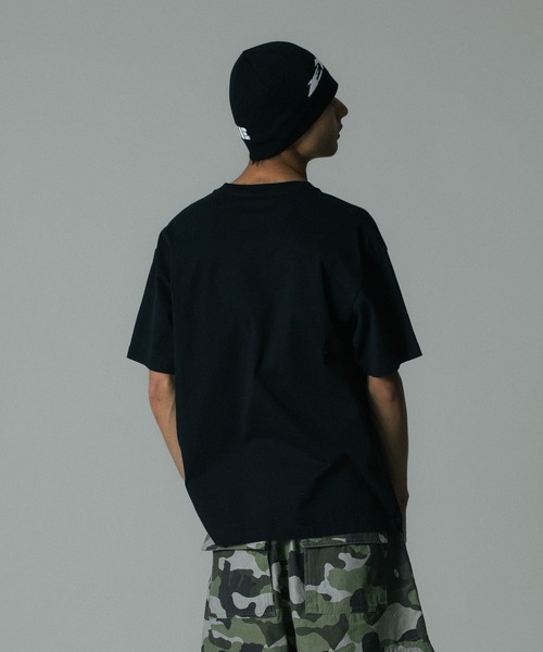 XLARGE(エクストララージ)の「BACKSTREET EYES S/S TEE(Tシャツ/カットソー・メンズ・ブラック/ホワイト/マスタード・XL/L/M/S)」の8枚目の写真