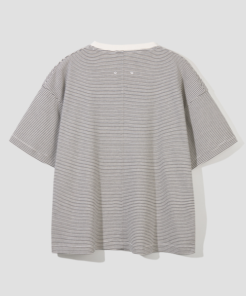AGOD（エージーオーディー）の「ベックインシジョンストライプハーフTシャツ[アイボリー]（Tシャツ/カットソー・レディース・その他・SMALL/MEDIUM/LARGE）」の5枚目の写真