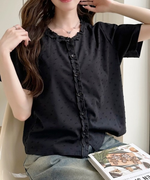 Ada.(エイダ)の「立体ドット柄 フリル前立て クルーネック 半袖 カットソー(Tシャツ/カットソー・レディース・ピンク/ブルー/アイボリー/ブラック・FREE)」の1枚目の写真