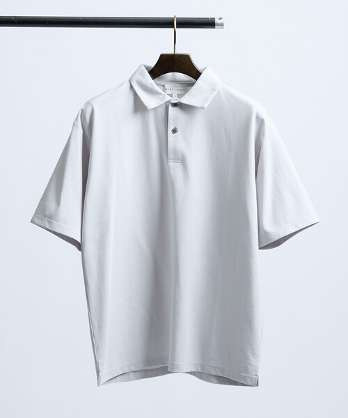 ABAHOUSE GRAY(アバハウスグレイ)の「【抗菌防臭/UVカット】シルキーポンチ 半袖ポロシャツ(ポロシャツ・メンズ・ホワイト/サックスブルー/チャコールグレー/ブラック/グレイッシュベージュ/モスグリーン・50/48/46/44)」の5枚目の写真