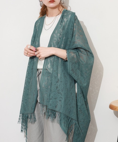 Ree&Mee(リーアンドミー)の「Ree&Mee 総レース 裾フリンジ ストール カーディガン(カーディガン/ボレロ・レディース・カーキ/オフホワイト/ベージュ/ブラック/ブルーグレー・M)」の3枚目の写真
