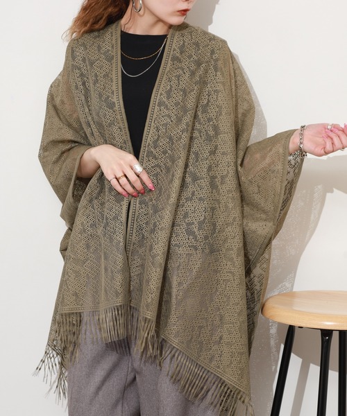 Ree&Mee(リーアンドミー)の「Ree&Mee 総レース 裾フリンジ ストール カーディガン(カーディガン/ボレロ・レディース・カーキ/オフホワイト/ベージュ/ブラック/ブルーグレー・M)」の21枚目の写真
