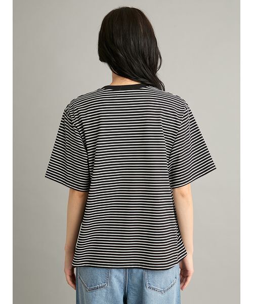 Mila Owen(ミラオーウェン)の「【接触冷感】ハイラインモノグラムTシャツ(Tシャツ/カットソー・レディース・ホワイト/ピンク/ダークブラウン/ブラウン/ライム/ブラック・1/0)」の11枚目の写真